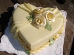C 16.
Torta 24 rezová
Cena : 60.00 €
