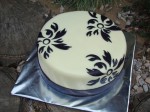 C 58.
Klasická okrúhla torta s priemerom 23 cm 20 rezová
Cena : 45.00 €