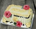 A 28. 
Torta Šperkovnica
Cena : 75.00 €
30 rezová torta