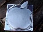 B 9.
Ipod apple logo
Torta 20 rezová
Cena: 50.00 €